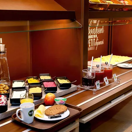 Hotel Baden-airpark 3*