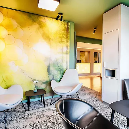 Hotel Baden-airpark 3*