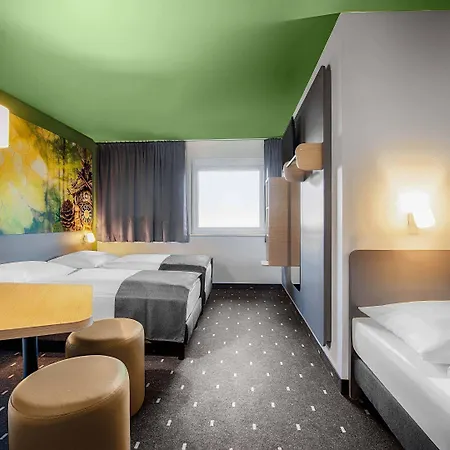 Baden-airpark Hotel 3*